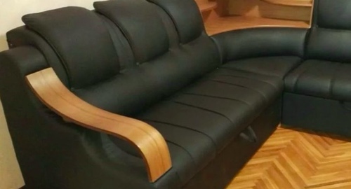 Перетяжка кожаного дивана. Малмыж